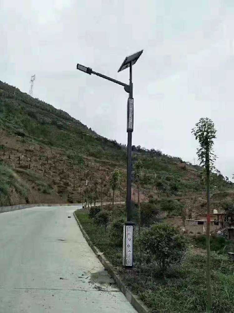 个旧市仿古太阳能路灯